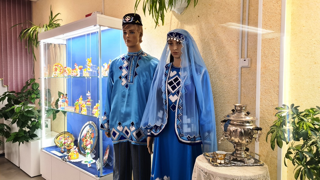 Выставка "России славные традиции"